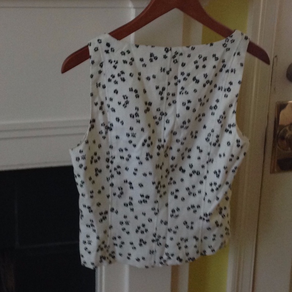 Vintage NWT J. Crew Floral Pique V-Neck Top White Black Sleeveless - Sz 8 - Picture 6 of 6